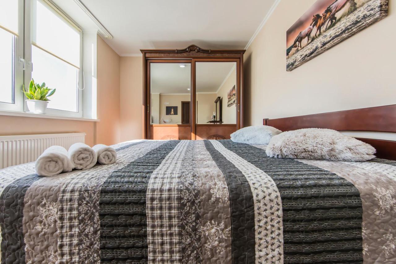 Super Comfort Flat For You Near The Metro. Kyjev Exteriér fotografie